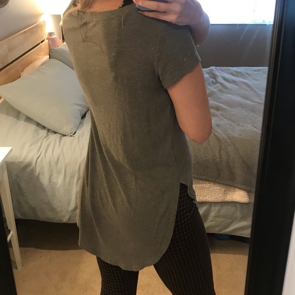 Scoop neck gray leggings tee shirt - Picture 5 of 5